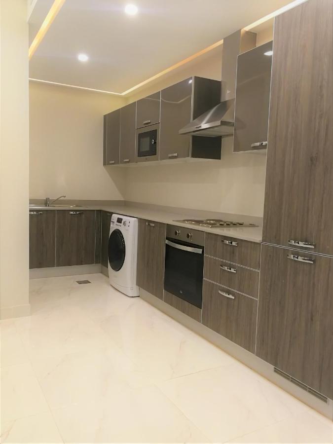 Infinity Juffair Suites Manama Exterior foto