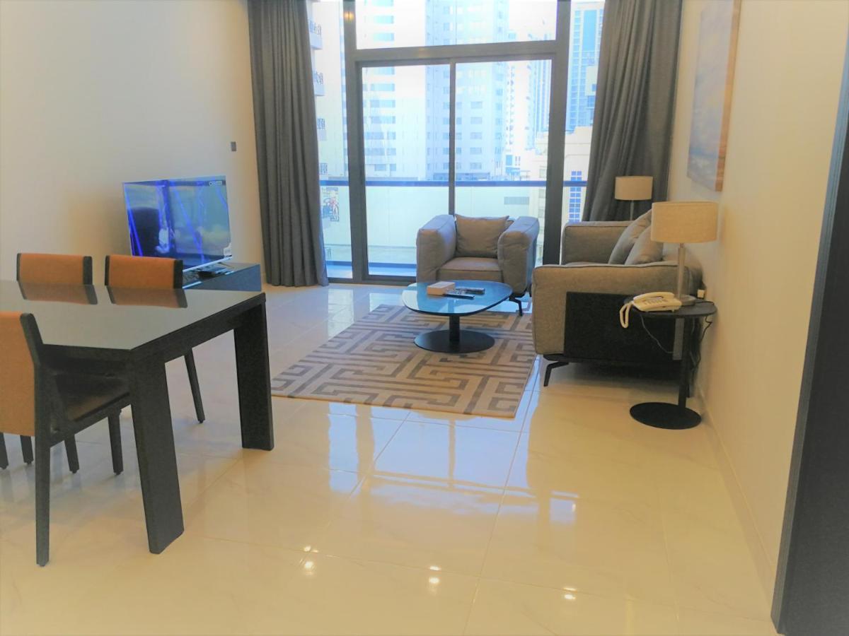 Infinity Juffair Suites Manama Exterior foto