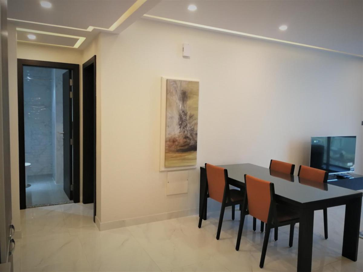 Infinity Juffair Suites Manama Exterior foto