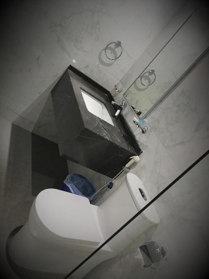 Infinity Juffair Suites Manama Exterior foto