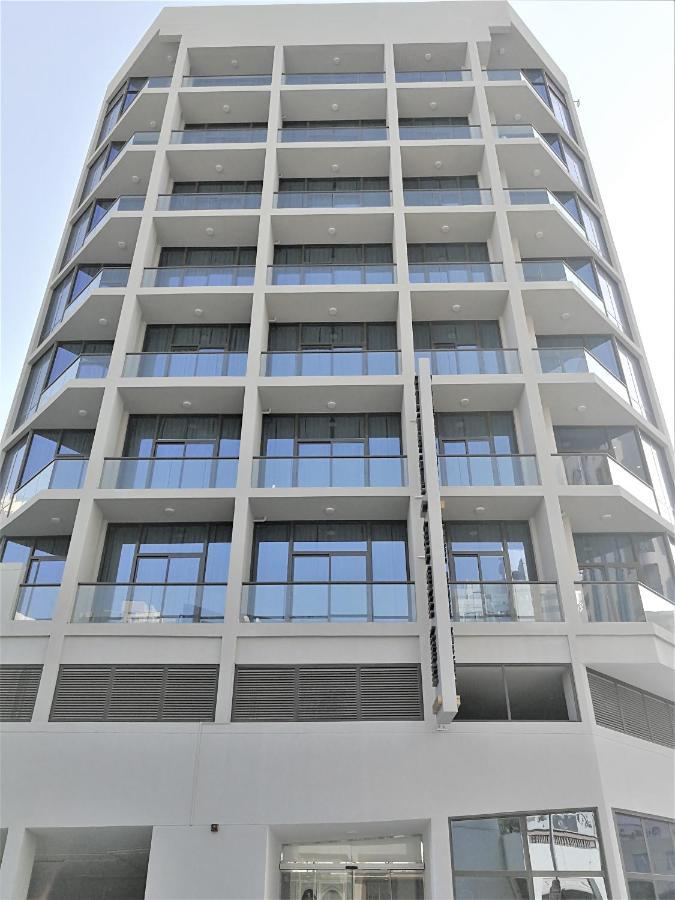 Infinity Juffair Suites Manama Exterior foto
